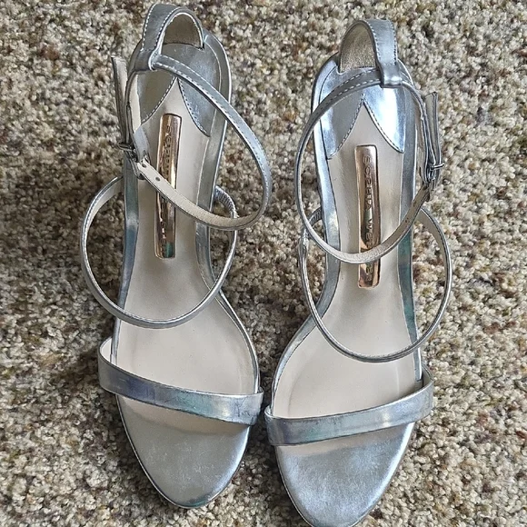 Sophia Webster Silver Sandals with Strappy Design - Picture 5 of 13
